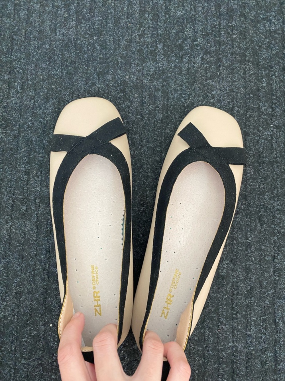 Women’s Two-Tone Beige and Black Ballet Flats